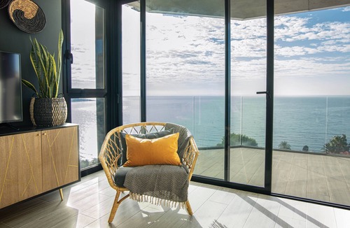 L'Albufereta Apartment | Elegant sea front EAST WIND APARTMENT