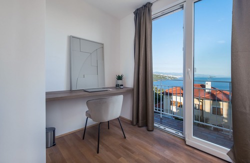 Volosko Apartment | Elegant Sea-View Apartment with Spacious Balcony, Steps from the Adriatic
