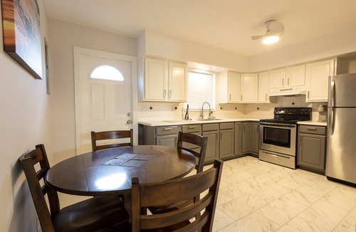 Lantana Apartment | Elegant space, close to the beach, restaurants and bars!