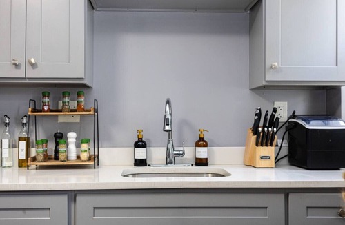 Washington Park Apartment | Elegant, Spacious 3BD/1BA in Boston
