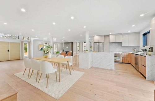 Needham House | Elegant & Spacious Stay in the Heart of Needham