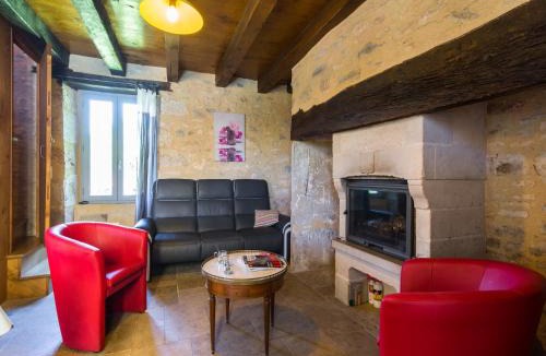 Themines House | Elegant Stay in Thémines