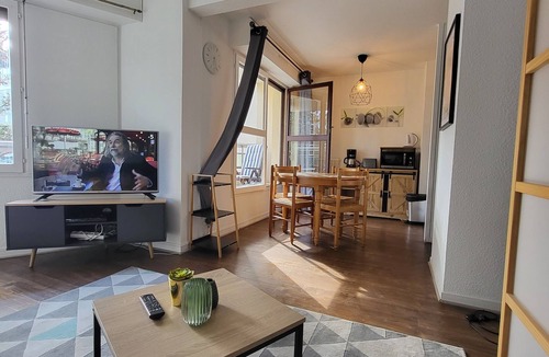 Cergy Apartment | Elegant Studio in Cergy