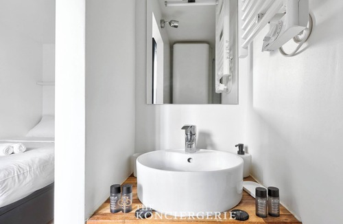 Montmartre Apartment | Elegant studio Quartier Montmartre