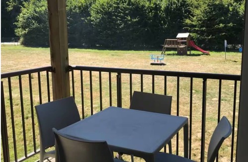 Equemauville Apartment | Elegant studio with balcony 5 min from Honfleur parking and swimming pool