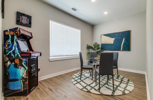 Barker House | Elegant stylish home in gated neighborhood!