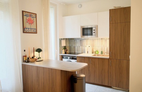 Suresnes Apartment | Elegant T2 with garden - 10 min from La Défense, 30 min from Paris