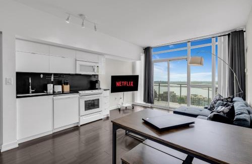 CityPlace Apartment | Elegant Toronto Skyline Suites With LakeView and Self Check-in
