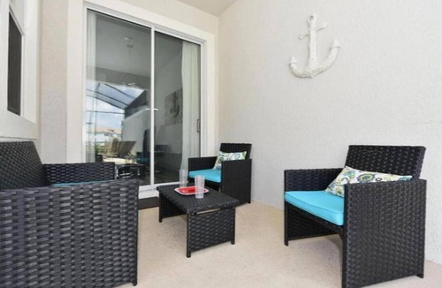 Kissimmee Ski Chalet | Elegant Townhouse 4Bed/3Bath/Pool/5Min From Disney
