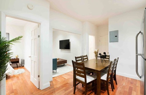 Lower East Side Apartment | Elegant two bed escape