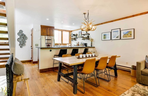 Vail House | Elegant Vail Home - Walk to Booth Falls Trail