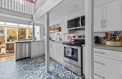 Downtown St. John's House | Elegant Victoria 2BR 1.5BA & Private Yard