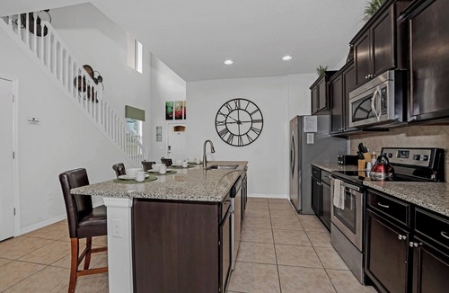 Four Corners House | Elegant Villa W/private Pool/spa & Game Room!