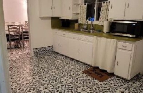 East Irondequoit House | Elegant Waterfront Bay Home