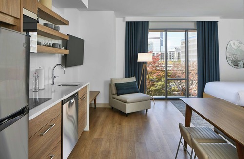 Dunwoody Hotel | Element Atlanta Perimeter Center