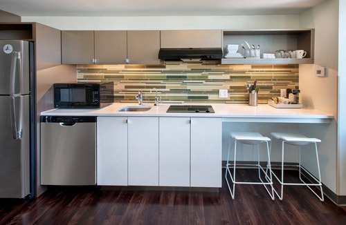 D Street - West Broadway Hotel | Element by Marriott, Boston Seaport District