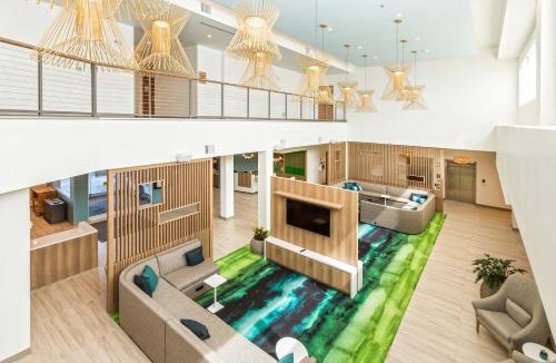 Dupont Hotel | Element by Marriott Denver International Airport