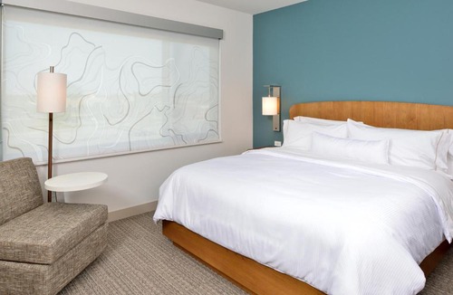 Leawood Hotel | Element by Marriott Kansas City Overland Park