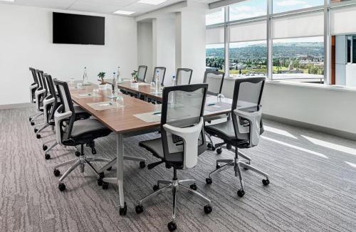 Calgary Hotel | Element Calgary Airport