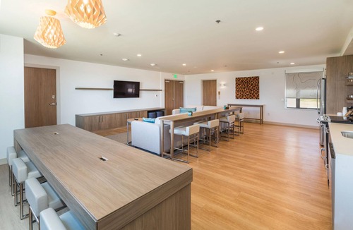 Dupont Hotel | Element Denver International Airport