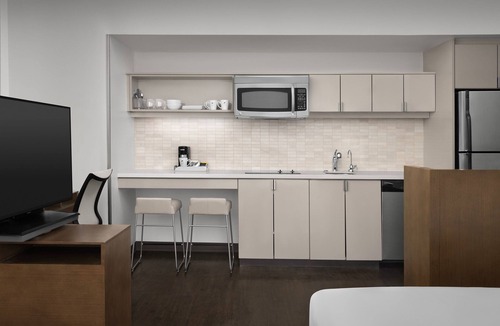 Lone Tree Hotel | Element Denver Park Meadows