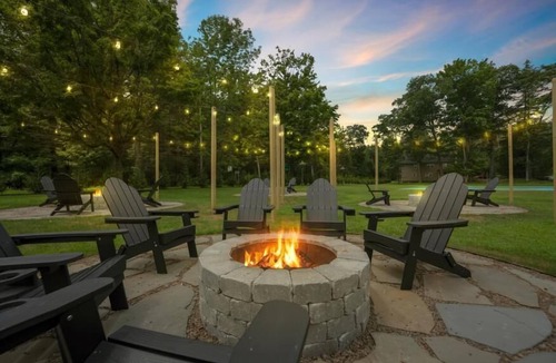 Canadensis House | Elements Pocono Modern | Firepits | Pet Friendly