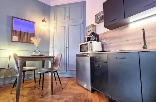 Quartier Pasteur Apartment | Eleonore élégance calme confort et parking