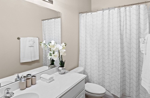 Allen House | Elevate Your Stay in This Fully Functional Home!