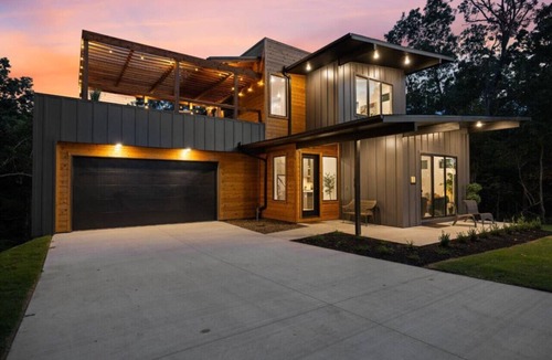 Bella Vista House | Elevated Chalet with Hot Tub Scenic Views & Trail Access