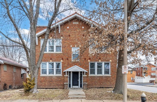 St. Louis Apartment | Elevated Escape: 1BR 2nd Floor Apartment