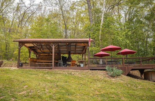 Steelville Cabin | Elevated Farm Cabin | River Views & Access, Hot Tub & Thoughtful Finishes