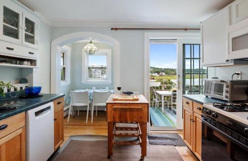 Gloucester Apartment | Elevated Fish & Ships on River Walk to Beach Park