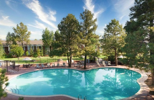 Flagstaff Hotel | Elevated Flagstaff Experience: Luxurious Accommodations & Forest Tranquility