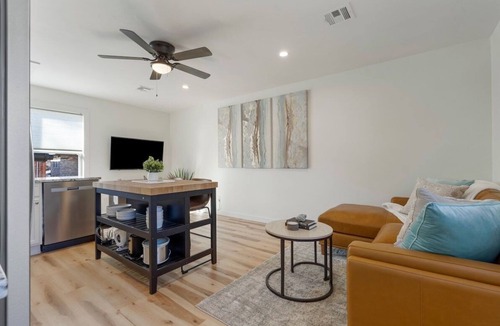 Cherry Street House | Elevated Pad @ Cherry Street