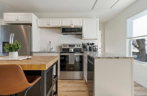 Cherry Street House | Elevated Pad @ Cherry Street