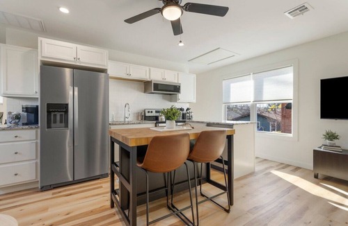 Cherry Street House | Elevated Pad @ Cherry Street