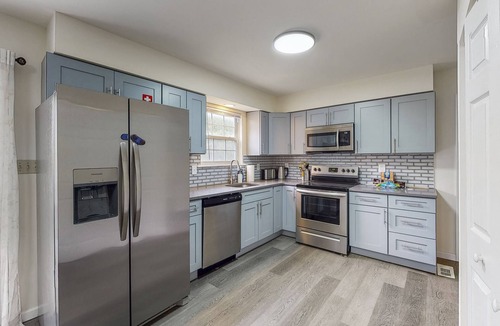 Tunkhannock Township House | Elevated Serene Mountain Majesty 3BR Colonial