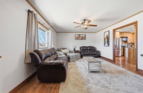 Longmont House | Elevated Stay in Longmont- Private, Stunning Views, Hot Tub + Equestrian Ready