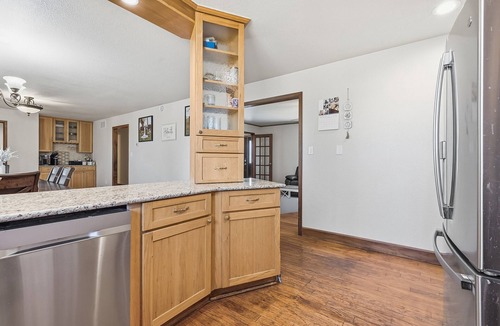 Longmont House | Elevated Stay in Longmont- Private, Stunning Views, Hot Tub + Equestrian Ready