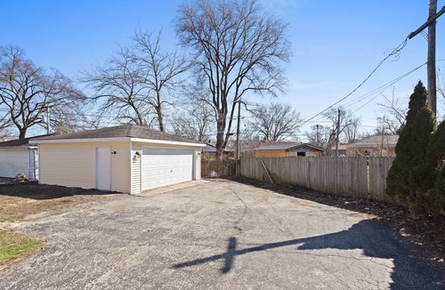 Arlington Heights House | Elevation, 5 Beds Open Concept, Huge Basement