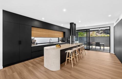 Lorne House | Eleve Lorne