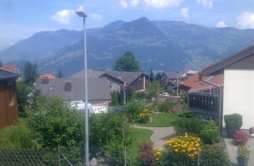 Emmetten Apartment | Elfe - Apartments Three-bedroom Apartment for 6 guests with patio