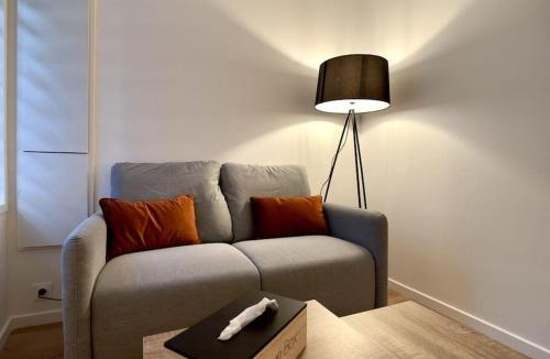 Elbeuf Apartment | Elfeuf centre - Chez Maxime