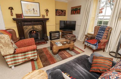 Seahouses House | Elford Farmhouse