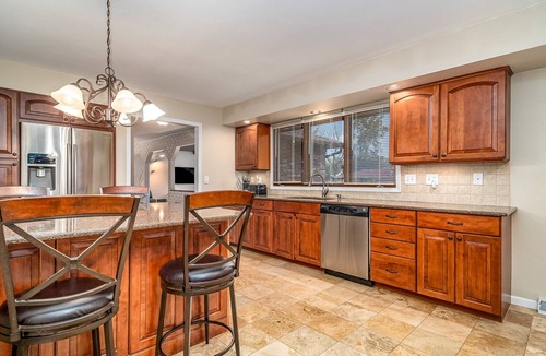 Elgin House | Elgin Rental- Greenridge Dr