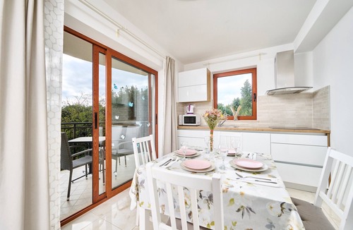 Savudrija Apartment | Elia Apartments 2 Complete apartment with private garden