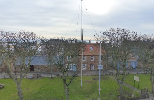 Pittenweem Apartment | Elie - well appointed flat