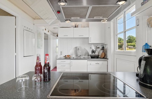 Vang House | "Eliene" - 400m from the sea by Interhome