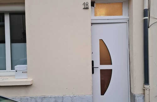 Bourg-les-Valence Apartment | Elio's is