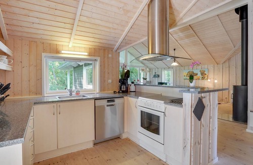 Hou House | "Elita" - 1.7km from the sea by Interhome